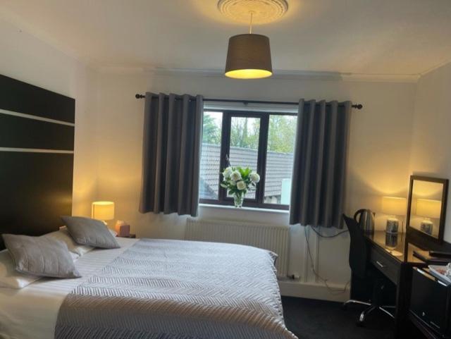 Ewenny Farm Guest House Bridgend  Extérieur photo