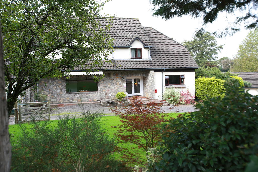 Ewenny Farm Guest House Bridgend  Extérieur photo